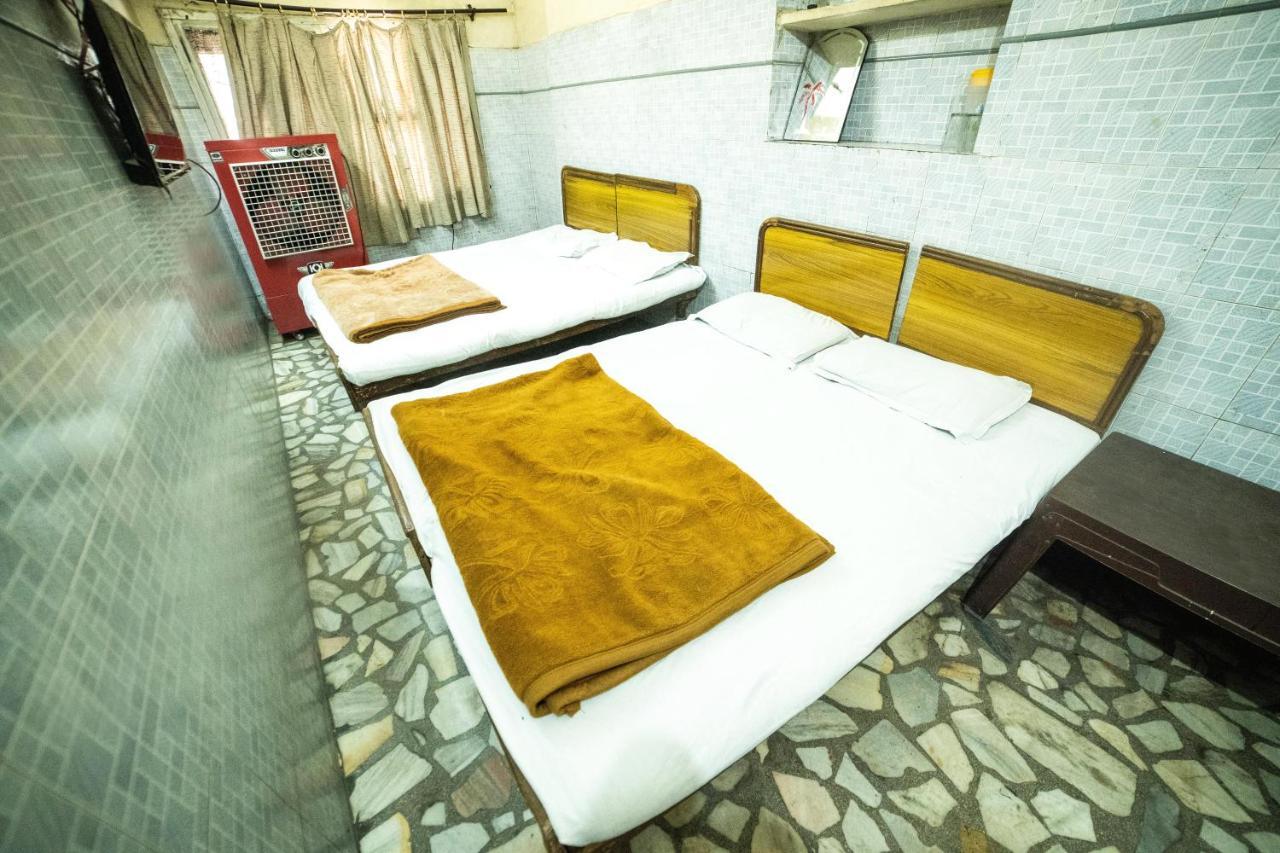 Hotel Raj Guest House Amritsar Exterior photo